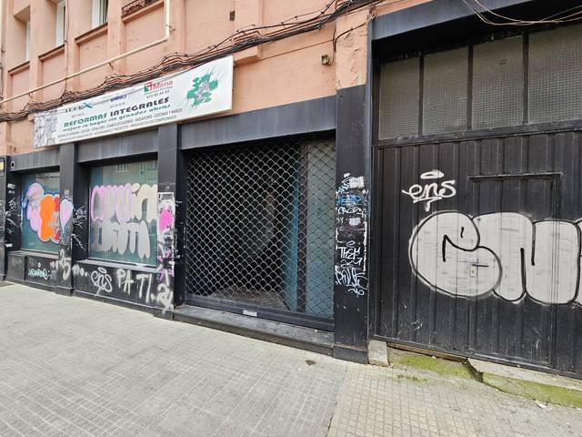 Local comercial en Alquiler en Sierras Alavesas Kalea en Aranbizkarra