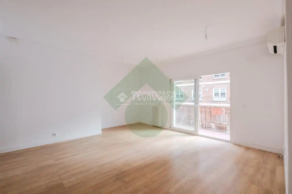 Sala de estar de Piso de alquiler en Madrid con Aire acondicionado