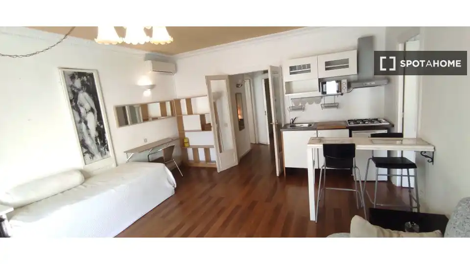 Bedroom of Flat for rent in Barcelona  with Air Conditioner, Heating and Furnished