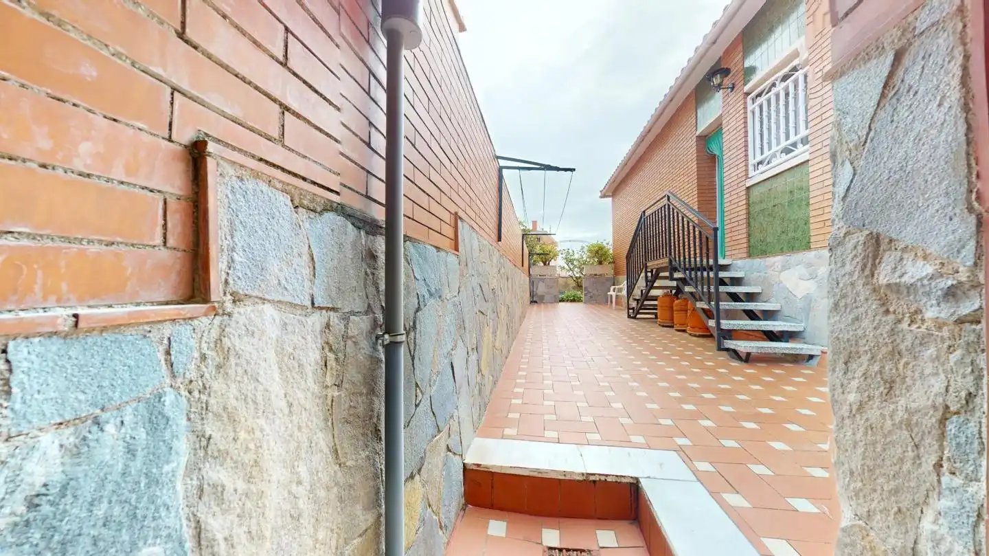 Terrassa de Casa o xalet en venda en Viladecans amb Jardí privat i Terrassa