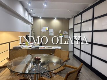 Local comercial en venta en Les Corts