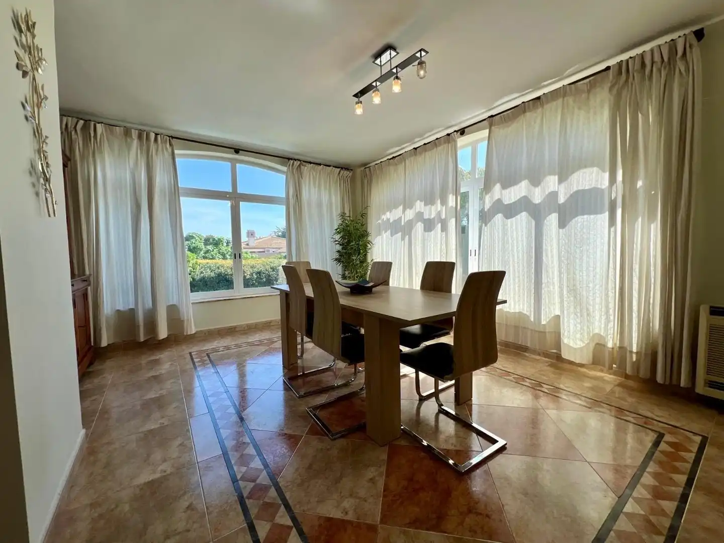 Comedor de Casa o chalet en venta en Benidorm con Aire acondicionado, Jardín privado y Piscina