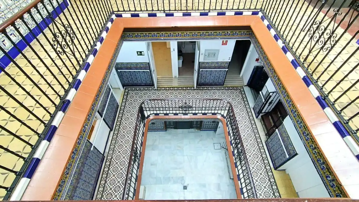 Houses for sale in Sevilla  with Air Conditioner, Terrace and Balcony