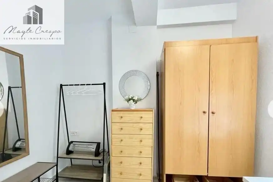 Piso de alquiler en Cervantes