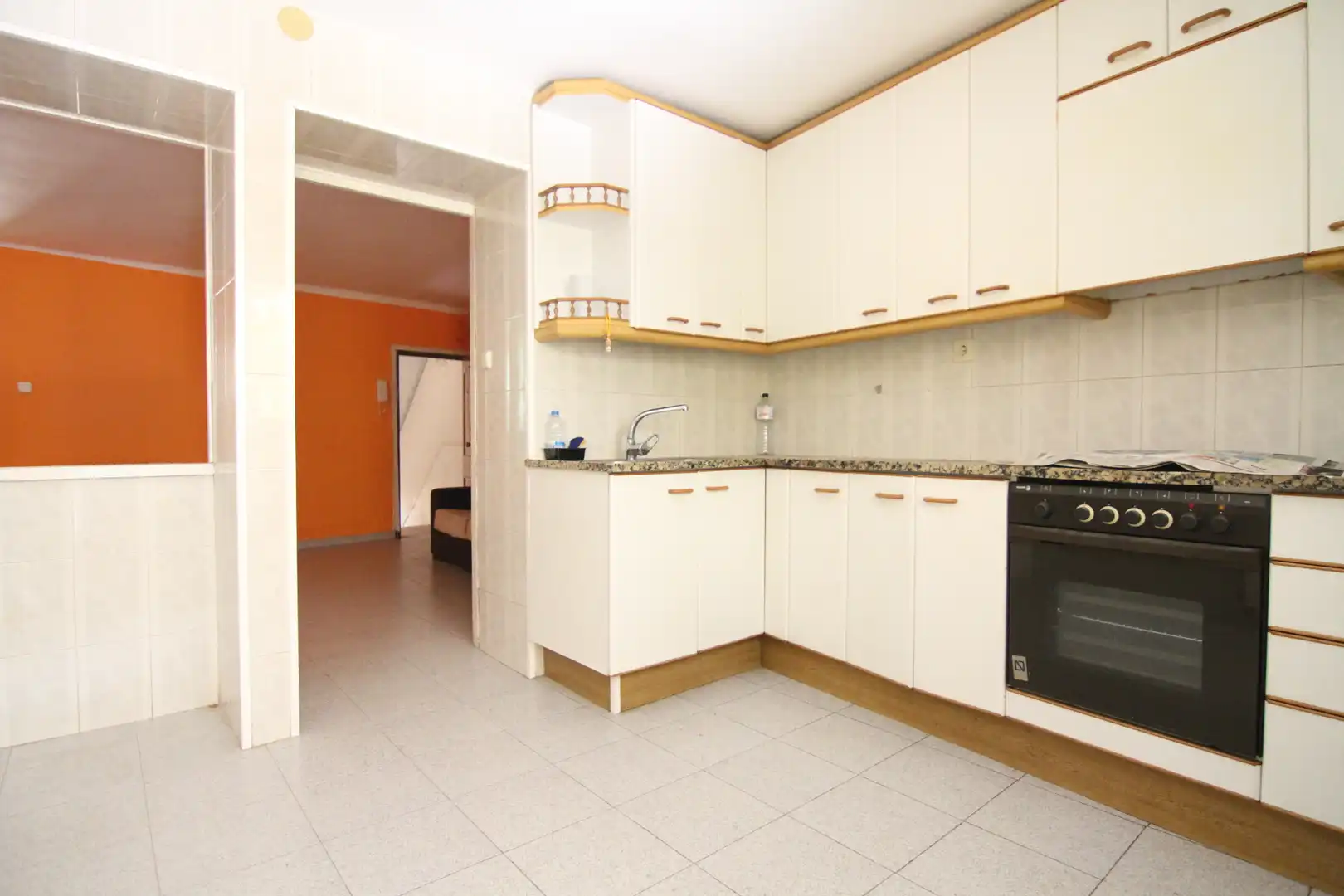 Cocina de Piso en venta en Olesa de Montserrat con Terraza