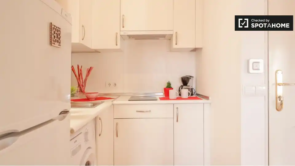 Flat with terrace to rent in Latina, imagen 9