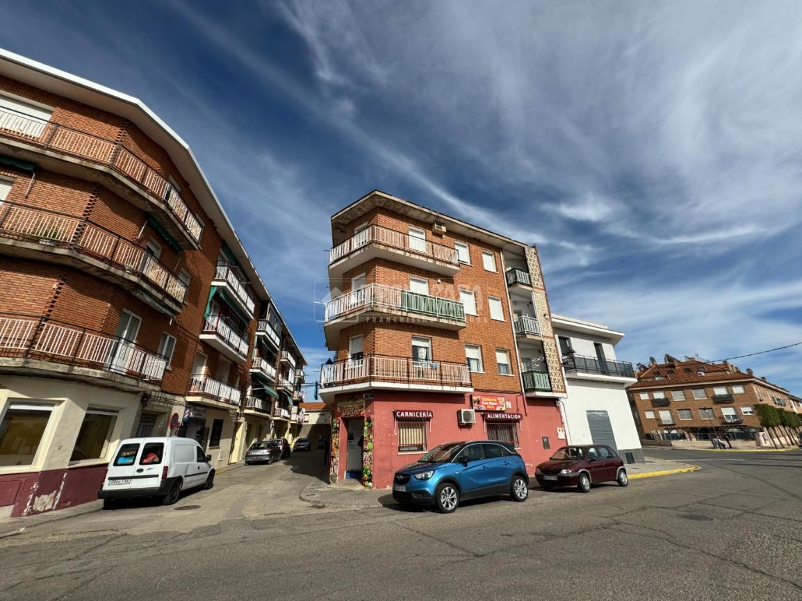 Flat for sale in Yunquera de Henares