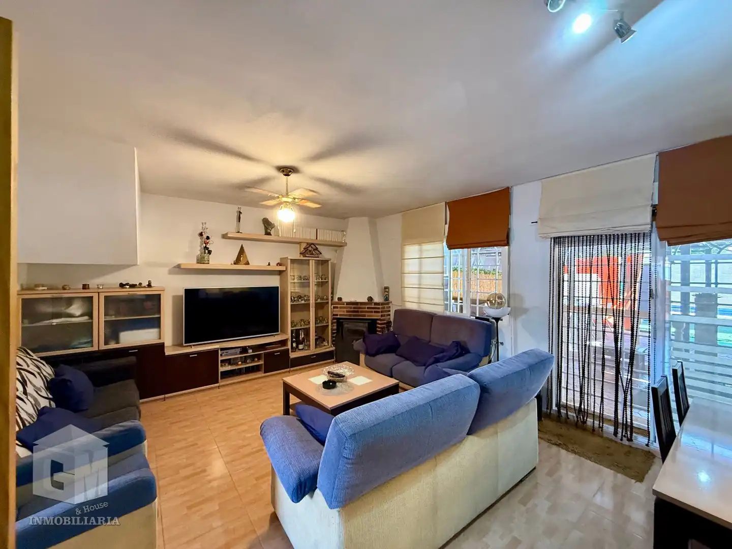 Sala de estar de Casa o chalet en venta en Otero con Calefacción, Jardín privado y Terraza