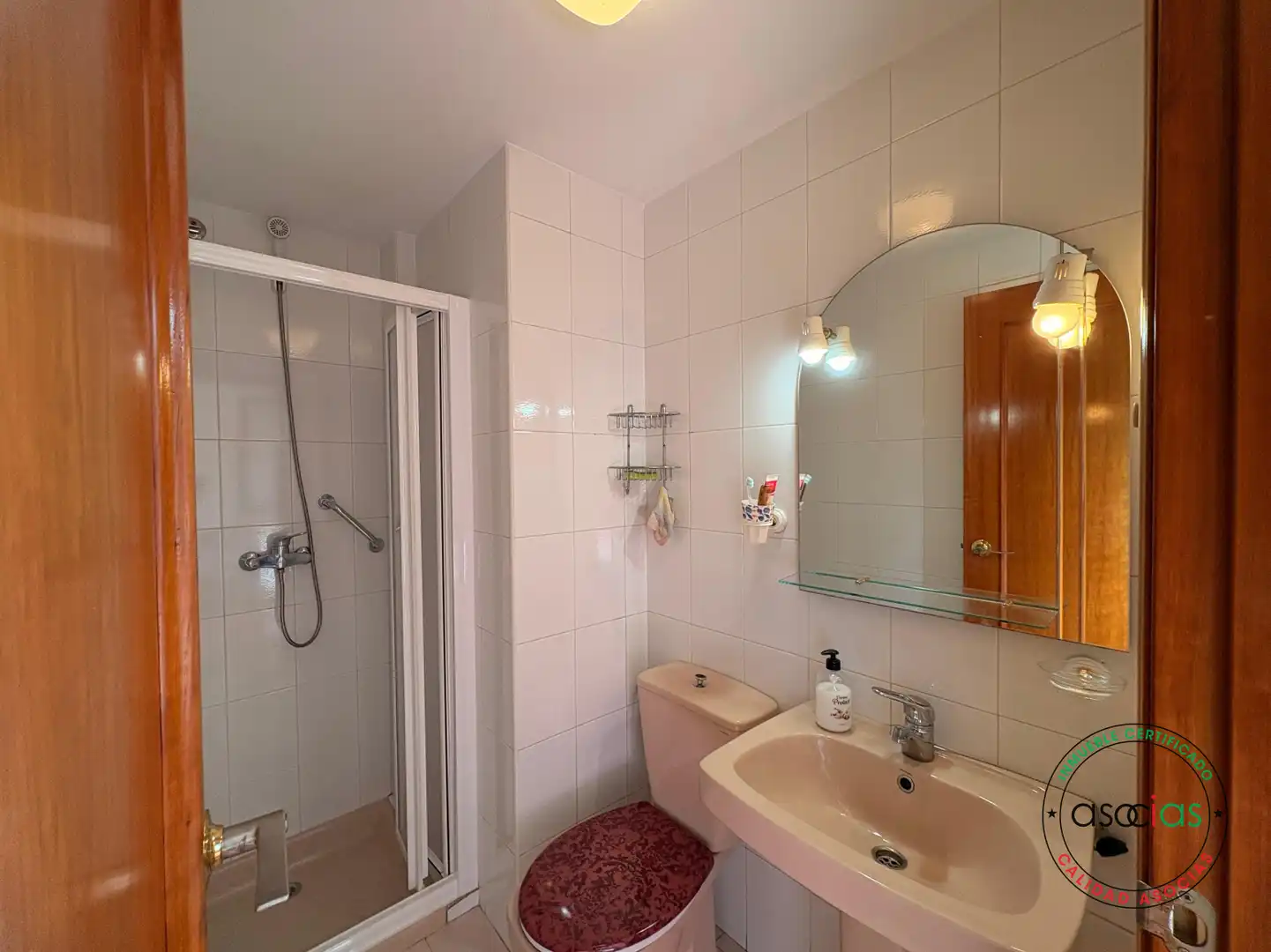 Baño de Piso en venta en Gijón  con Calefacción, Parquet y Trastero