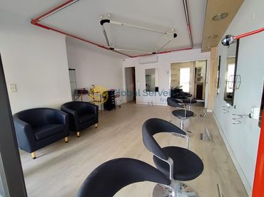Local comercial de lloguer a Avinguda Generalitat