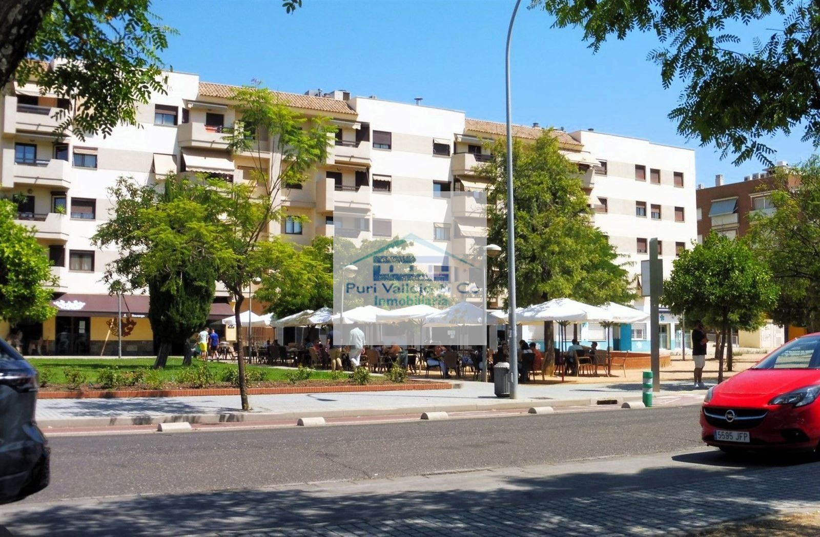 Vista exterior de Pis de lloguer en  Córdoba Capital amb Aire condicionat, Calefacció i Traster