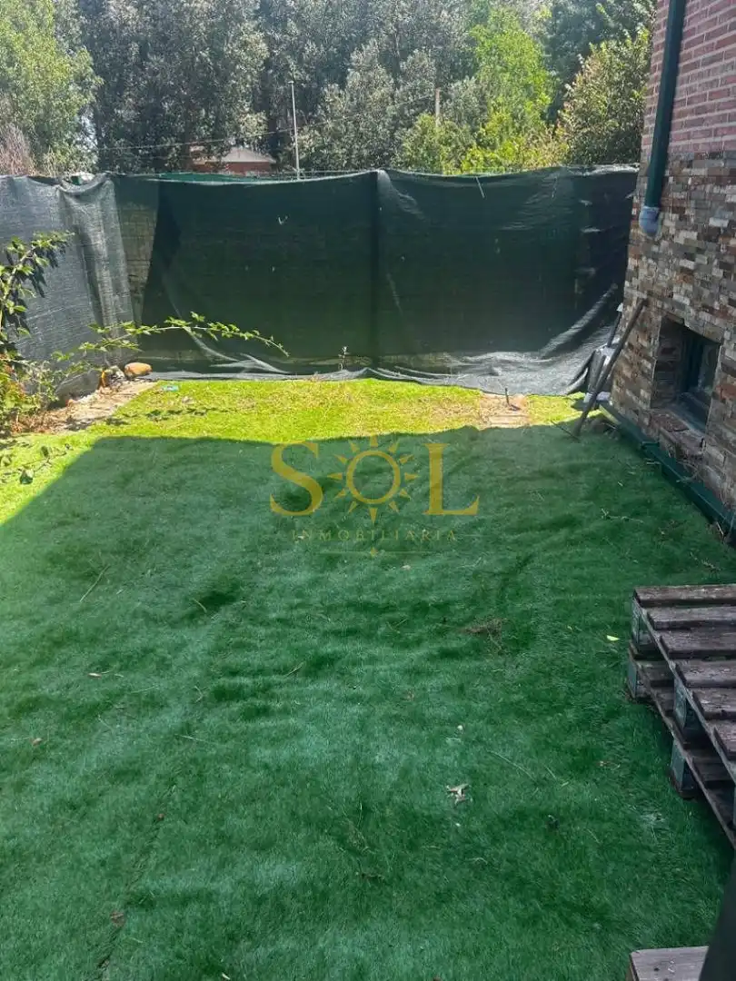 Casa o chalet en venta en Onzonilla con Calefacción, Jardín privado y Terraza