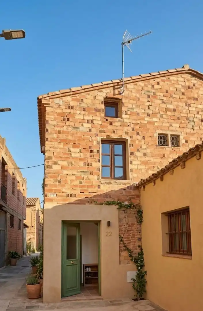 Vista exterior de Finca rústica en venda en Salas de Bureba amb Traster i Moblat
