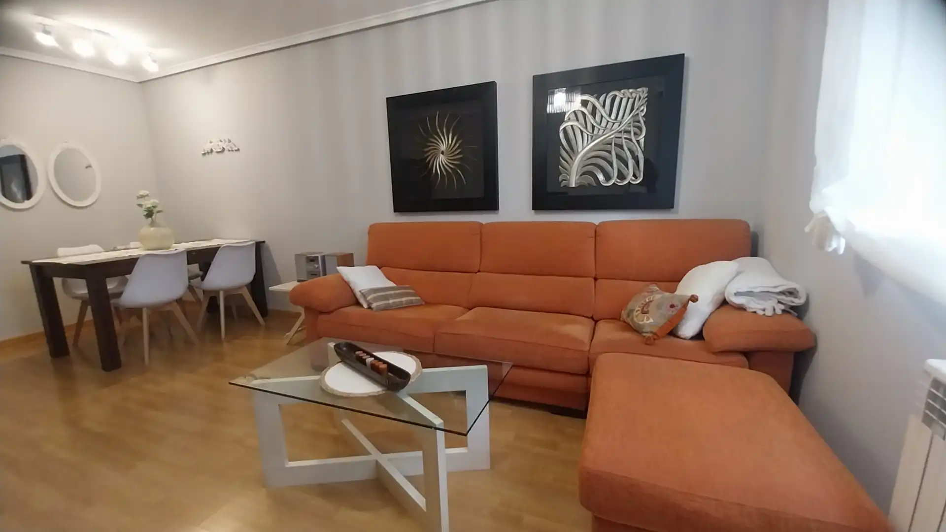 Sala d'estar de Pis de lloguer en Zaragoza amb Aire condicionat, Calefacció i Traster