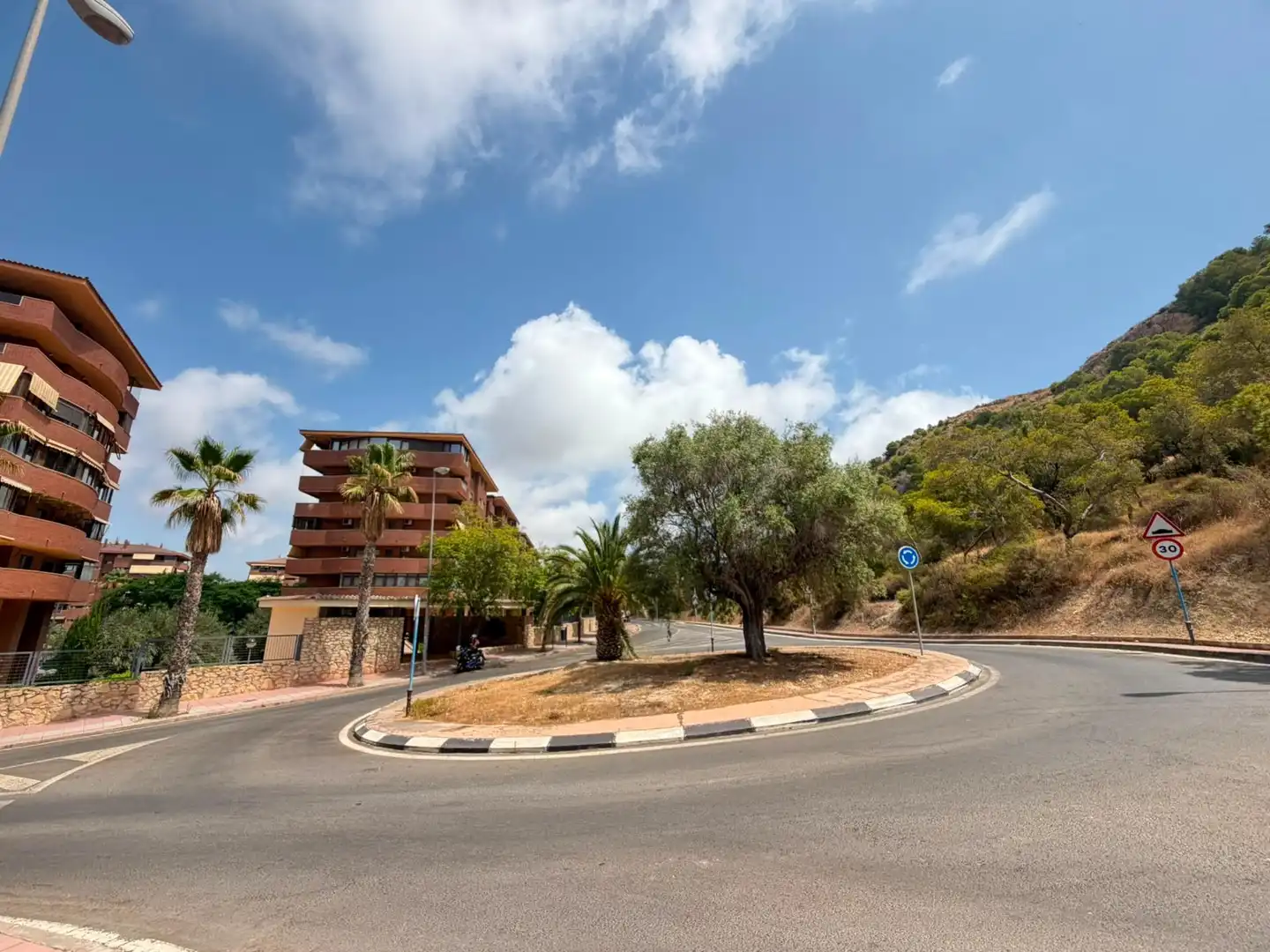 Vista exterior de Dúplex en venta en Alicante / Alacant con Aire acondicionado, Calefacción y Terraza