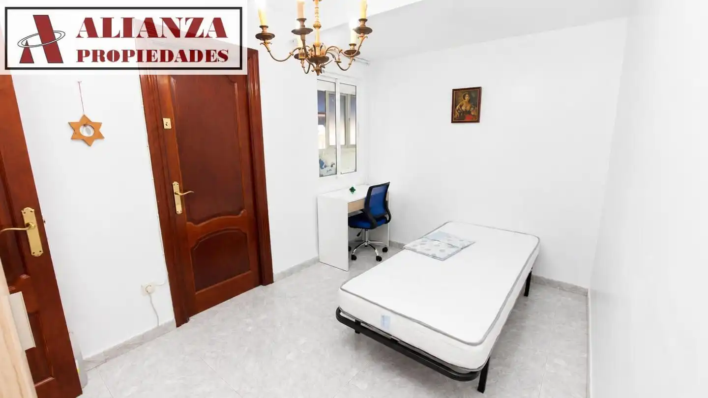 Appartement avec ascenseur à louer à Cruz de Humilladero, imagen 14