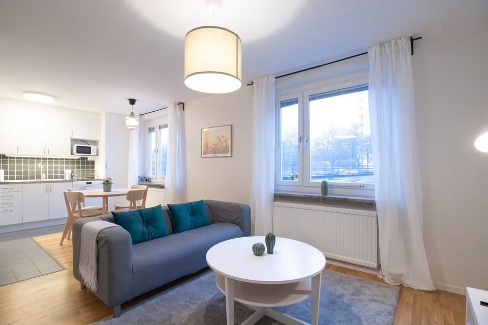 Sala d'estar de Pis de lloguer en Gijón  amb Moblat, Es permeten mascotes i Internet