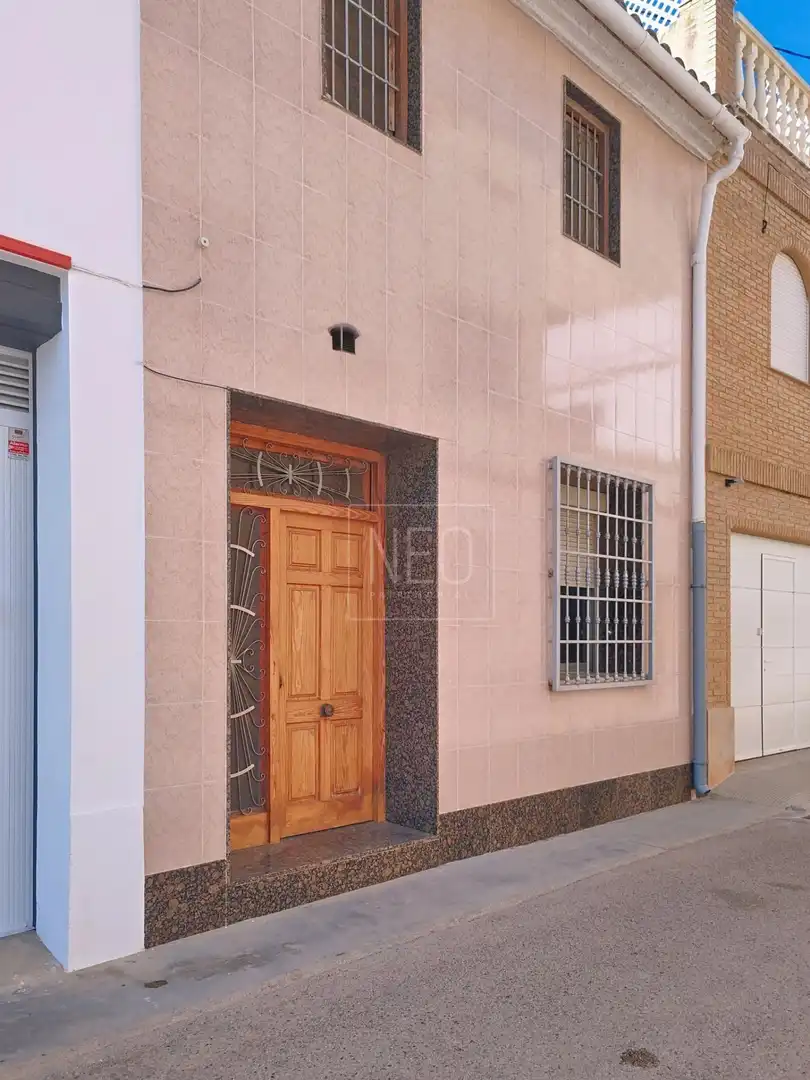 Exterior view of Houses for sale in Valencia  with Terrace