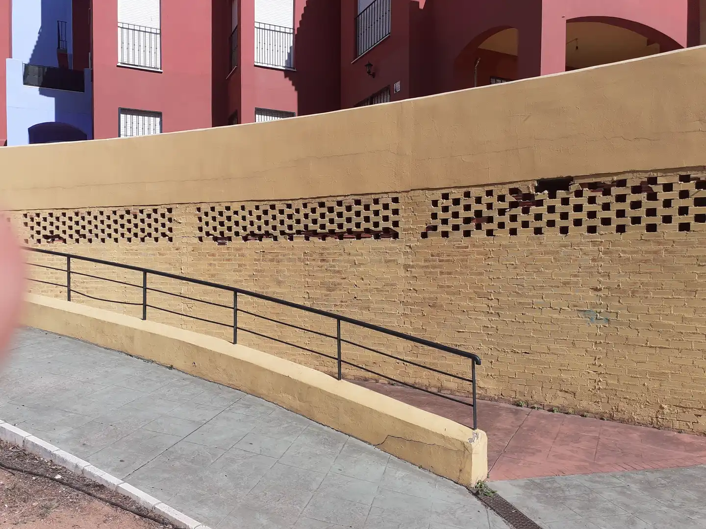 Business premises for sale in San Bernabé, imagen 2