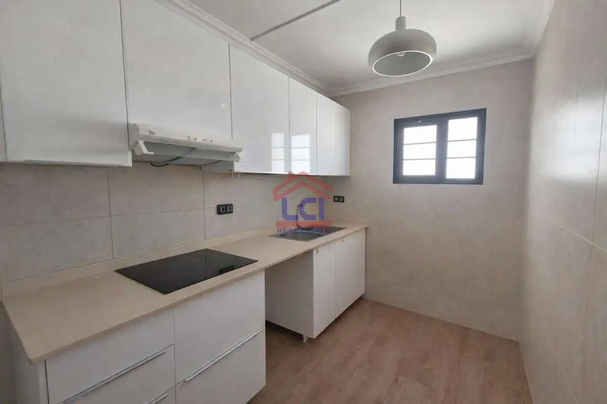 Kitchen of Duplexes for sale in Tías  with Community pool