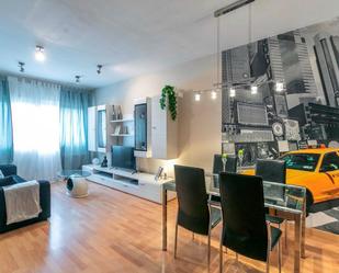 Living room of Flat for sale in Sabadell  with Air Conditioner, Heating and Parquet flooring