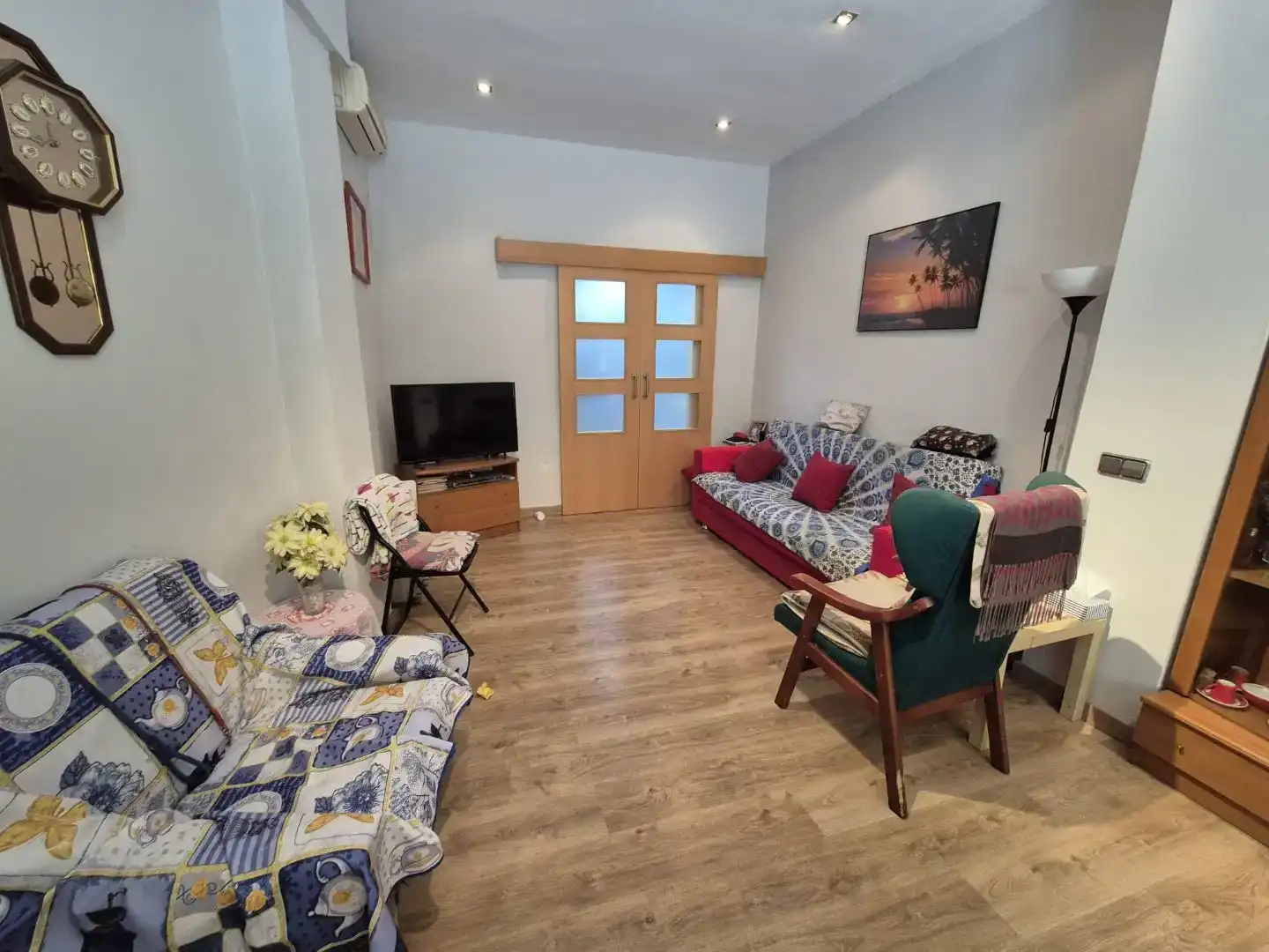 Sala d'estar de Planta baixa en venda en L'Hospitalet de Llobregat amb Aire condicionat