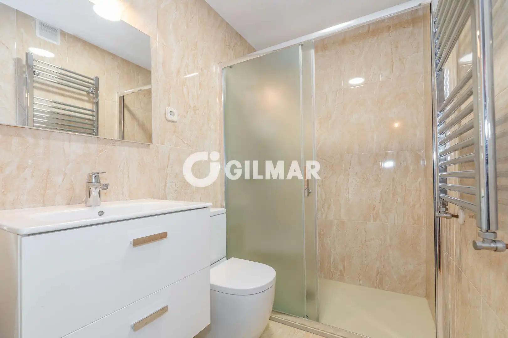 Bathroom of Detached homes for sale in Madrid  with Heating and Private garden