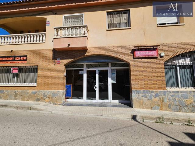 Local comercial en Alquiler en Carrer Carrer Riu Ebre, 44 en La Collada - Sis Camins