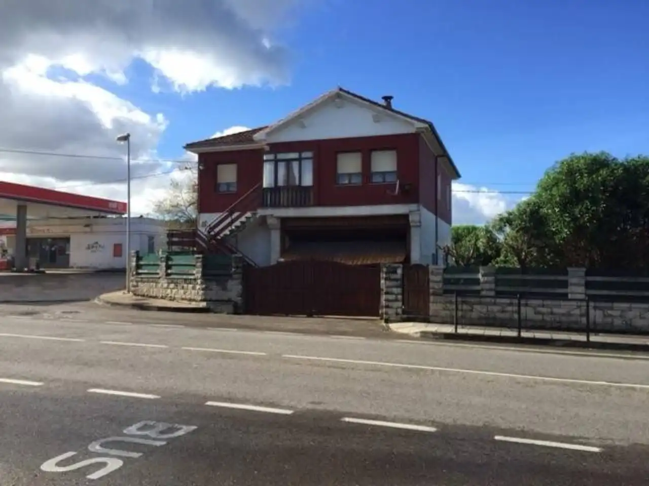 Vista exterior de Casa o chalet en venta en Suances