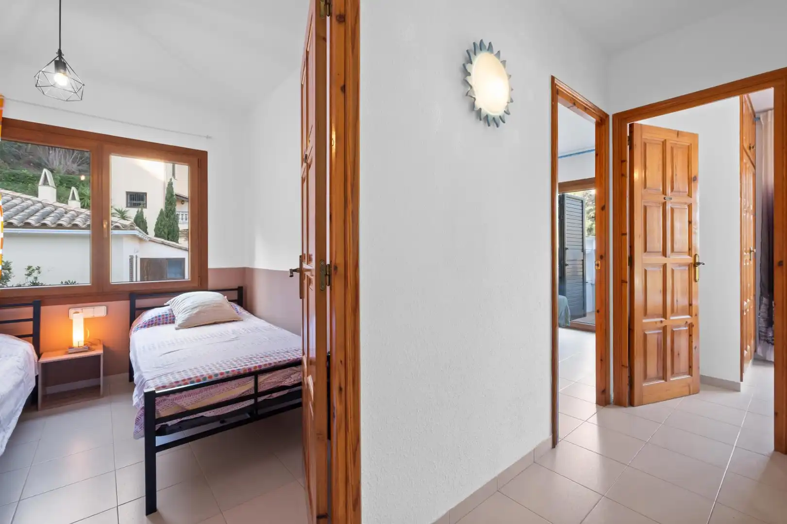 Habitación de Casa adosada en venta en Begur con Terraza, Amueblado y Jacuzzi