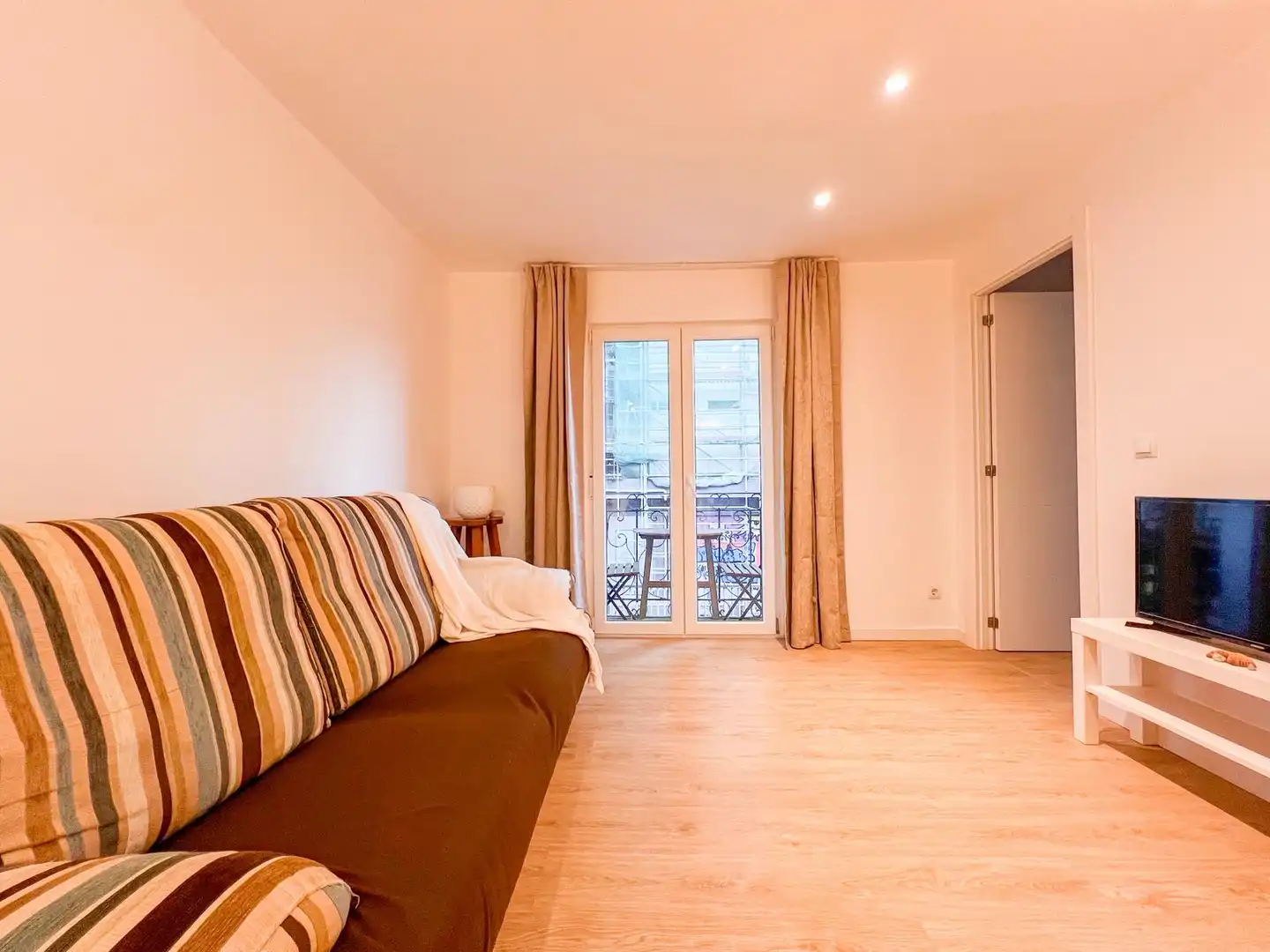 Sala de estar de Piso en venta en Bilbao  con Calefacción, Amueblado y Horno