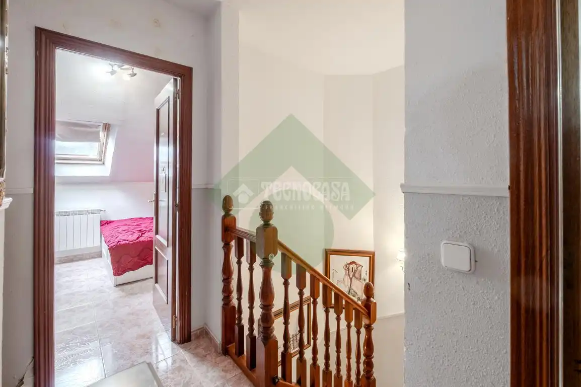 Casa adosada en venta en Serranillos del Valle con Calefacción y Jardín privado