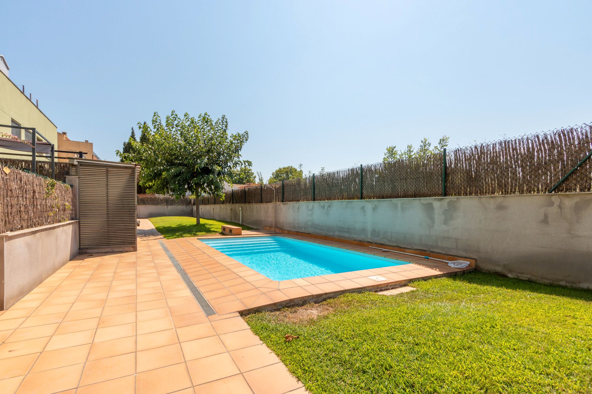 Piscina de Pis en venda en Figueres amb Jardí privat i Piscina comunitària