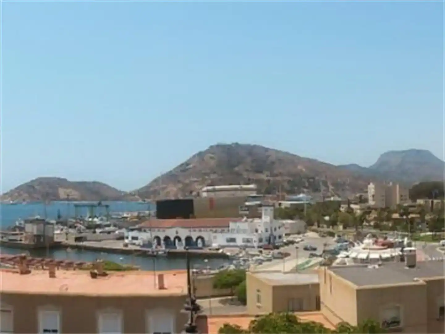 Vista exterior de Pis en venda en Cartagena amb Balcó