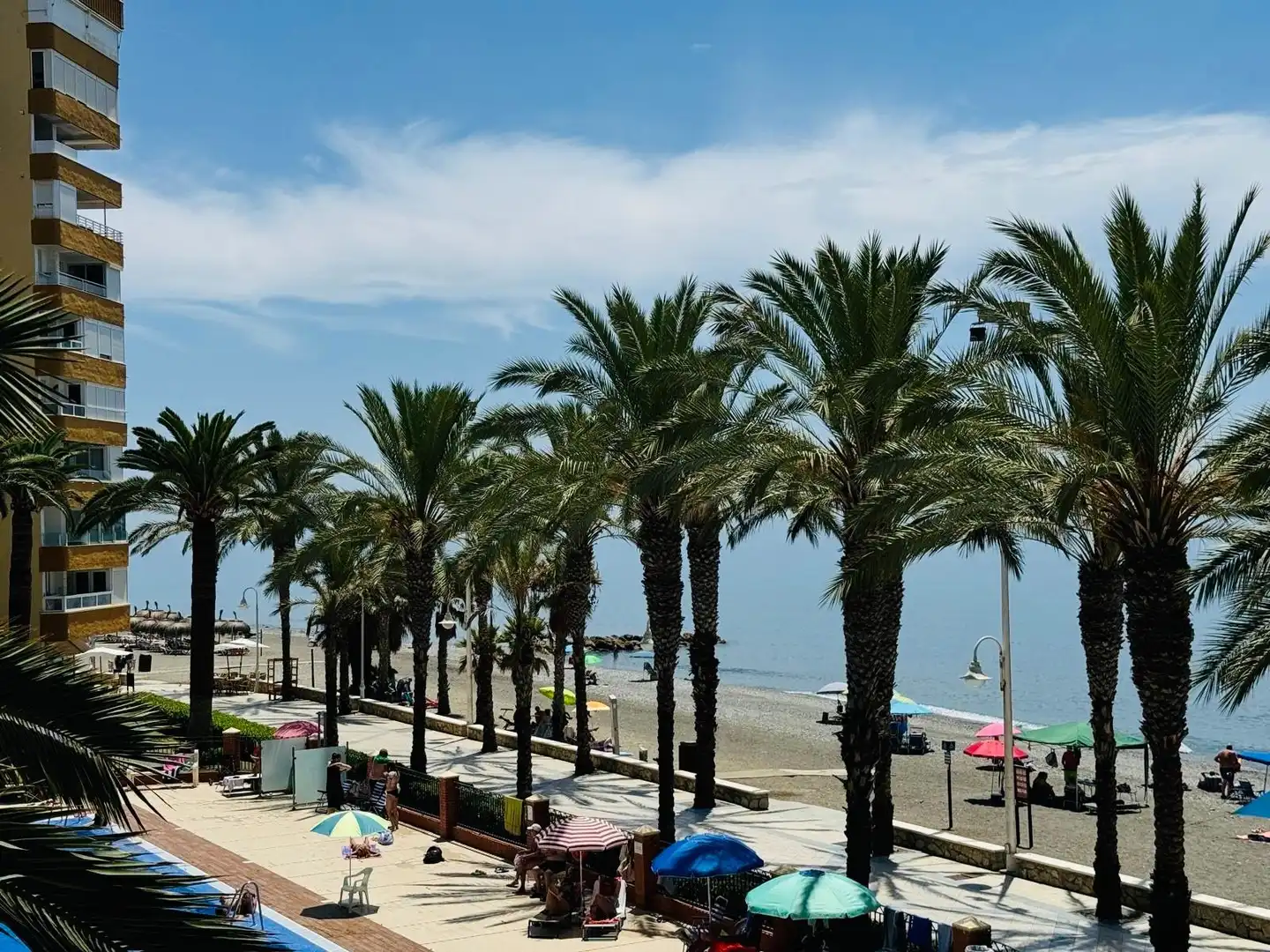 Vista exterior de Pis en venda en Algarrobo amb Piscina comunitària
