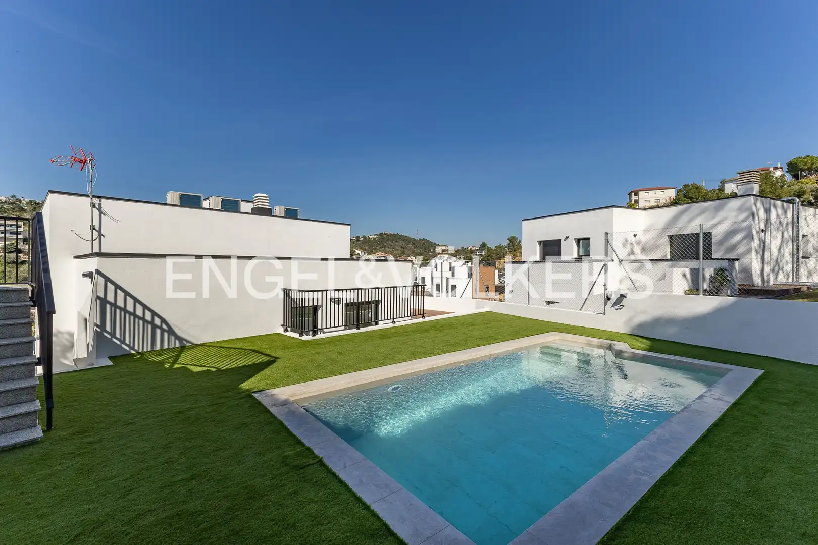 Swimming pool of Houses for sale in Calafell  with Air Conditioner, Heating and Private garden
