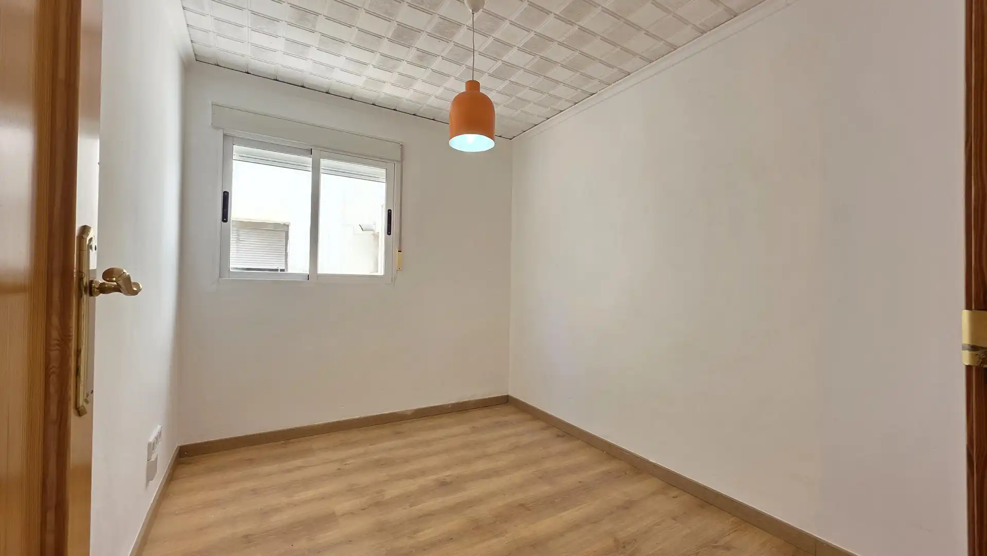 Habitación de Piso en venta en Gandia con Balcón
