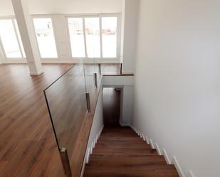 Attic for sale in Plaza Castelar - Mercado Central