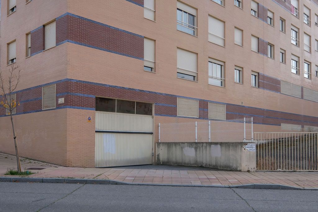 Garage for sale in C/ Alcalde Bravo García, Tejares - Chamberí - Alcades