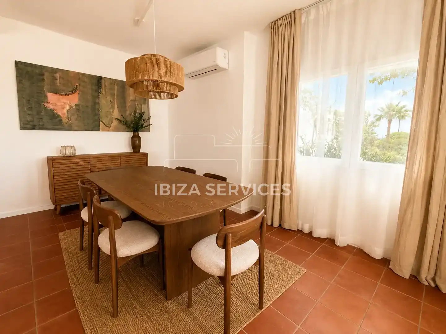 Comedor de Casa o chalet de alquiler en Santa Eulària des Riu con Aire acondicionado, Jardín privado y Piscina