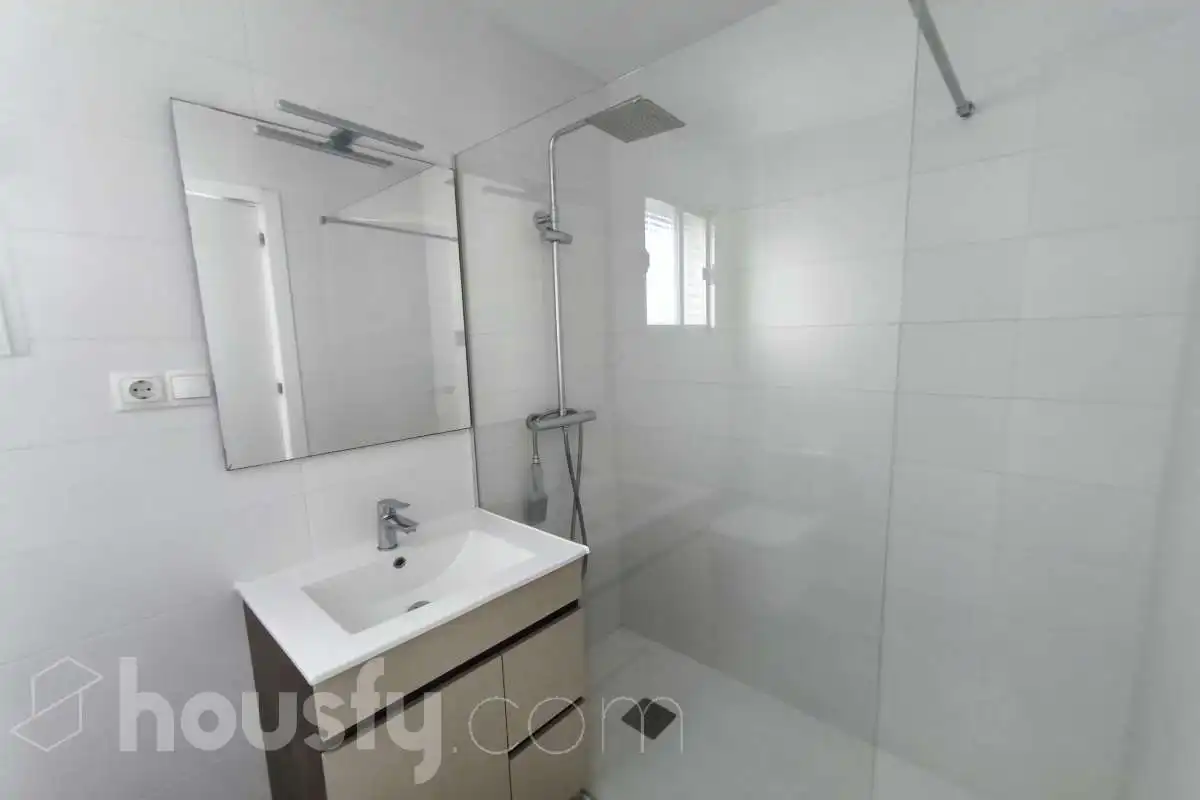 Flat for rent in Calle de Lima, La Avanzada - La Cueva
