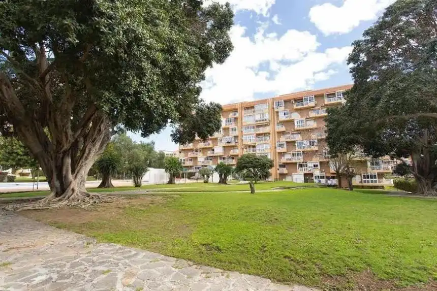 Vista exterior de Apartament en venda en Benalmádena amb Aire condicionat, Calefacció i Terrassa