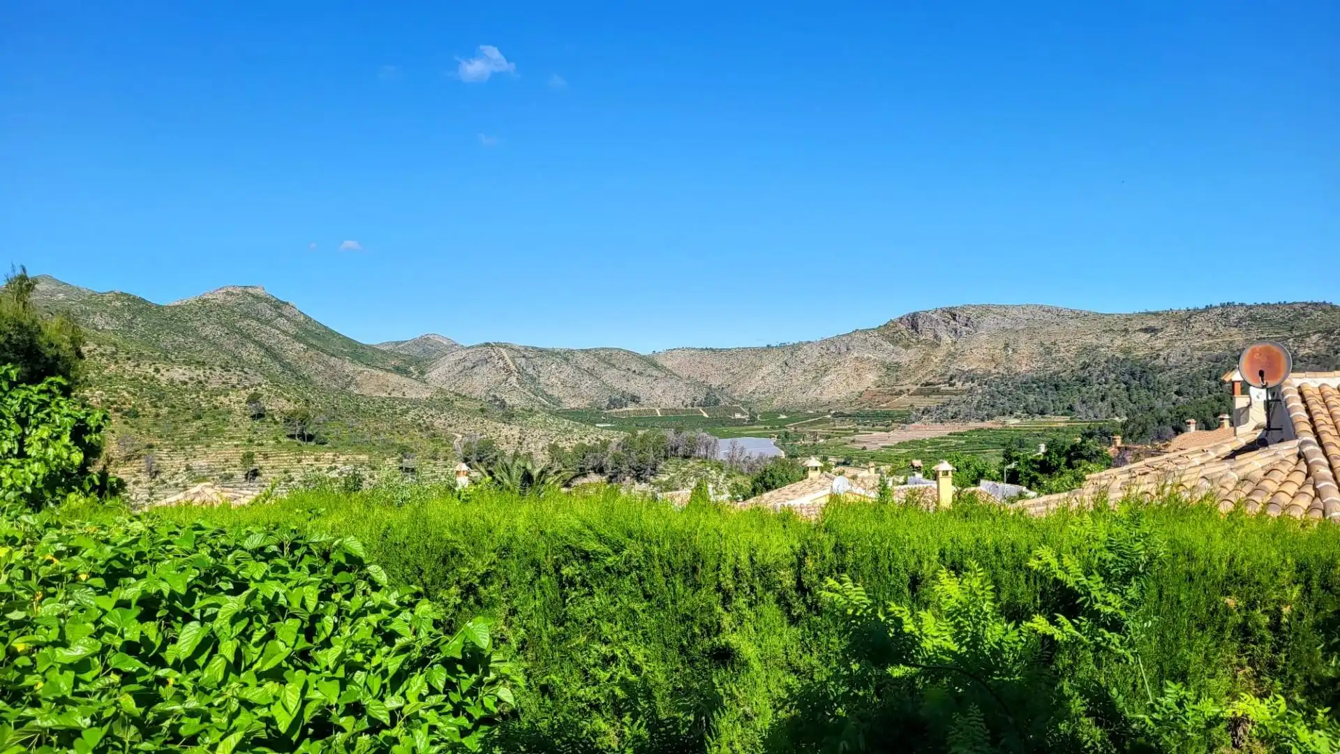 Vista exterior de Casa o chalet en venta en Ador con Aire acondicionado, Calefacción y Jardín privado