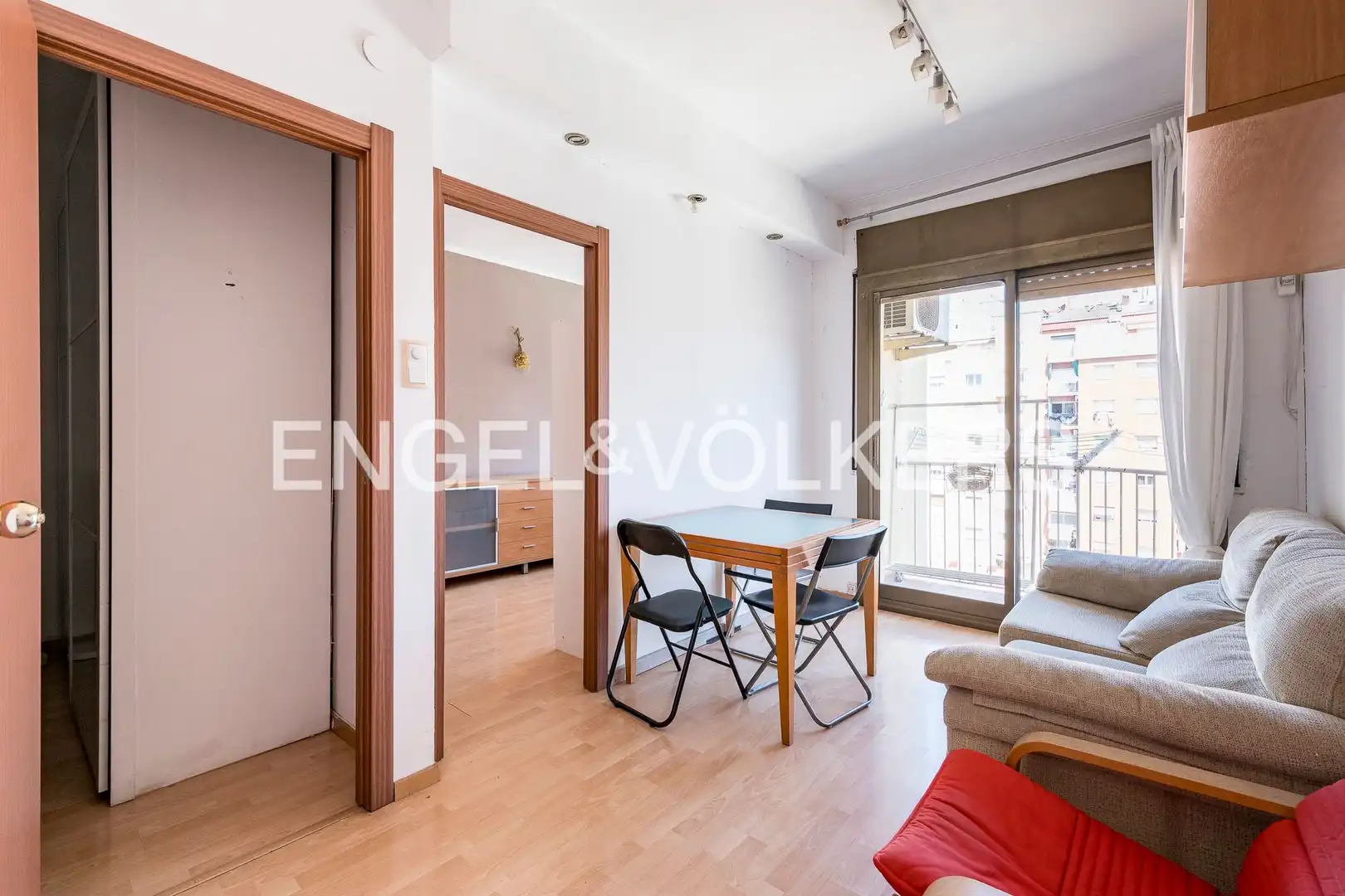 Vista exterior de Piso en venta en Barcelona con Aire acondicionado, Calefacción y Parquet