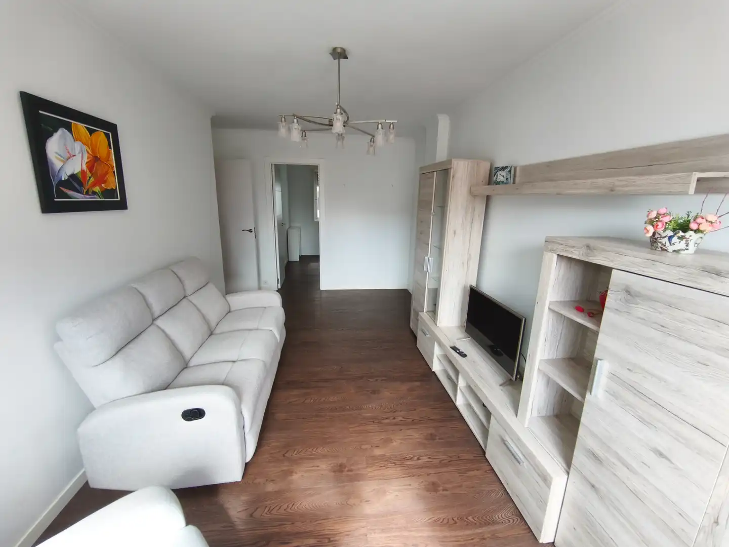 Living room of Flat for rent in Vigo   with Furnished