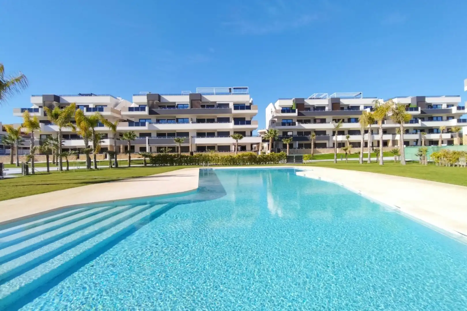 Vista exterior de Casa o chalet en venta en Orihuela con Aire acondicionado, Calefacción y Terraza