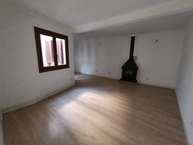 Piso en Venta en La Llotja - Born