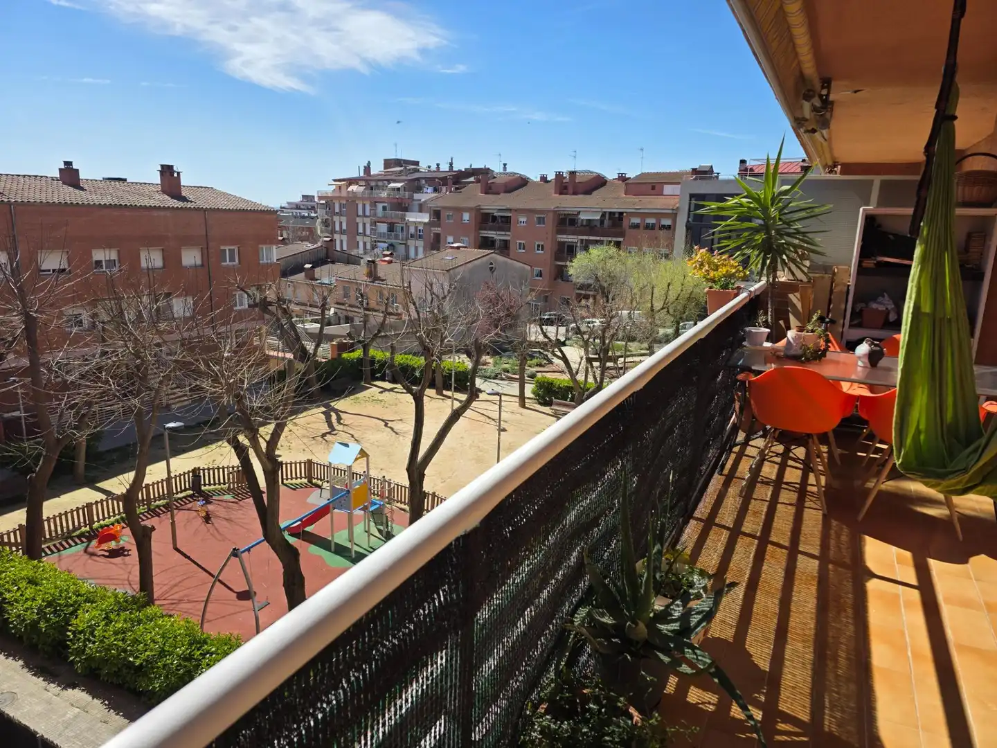 Vista exterior de Pis en venda en Castellar del Vallès