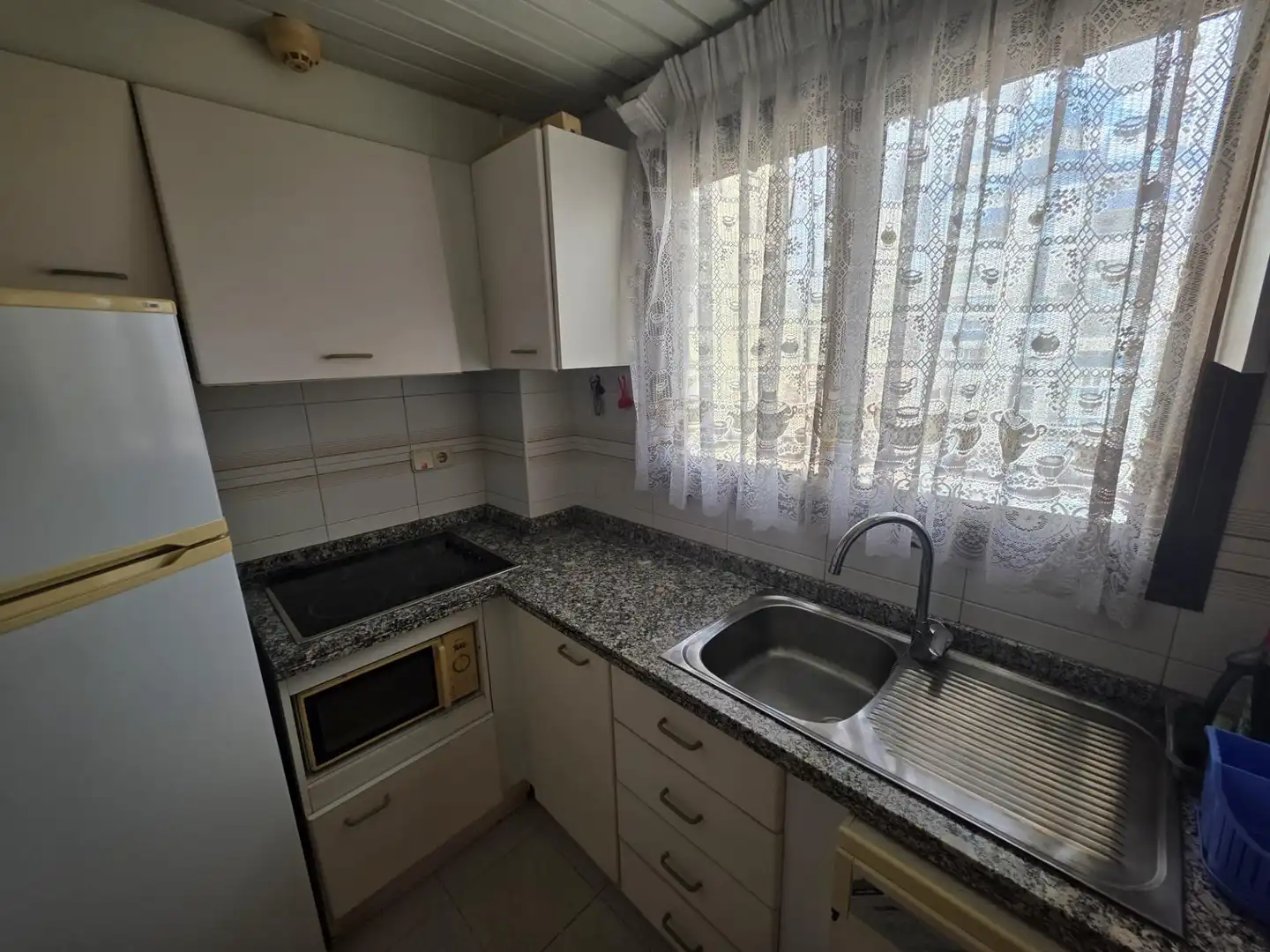 Küche von Wohnung zum Verkauf in Benidorm mit Klimaanlage, Heizung und Möbliert