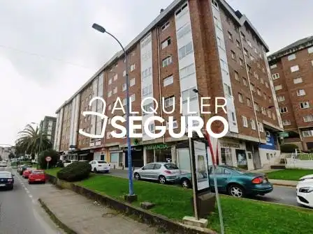 Vista exterior de Piso de alquiler en Culleredo con Calefacción, Terraza y Trastero